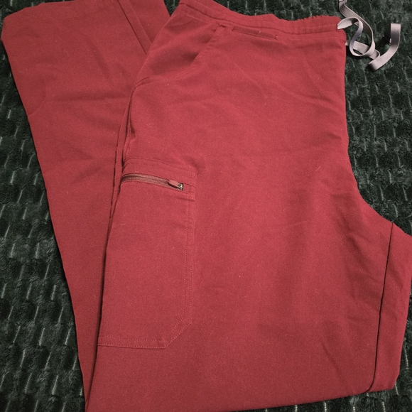 Figs Men's Burgundy Cargo Pants - Picture 3 of 4